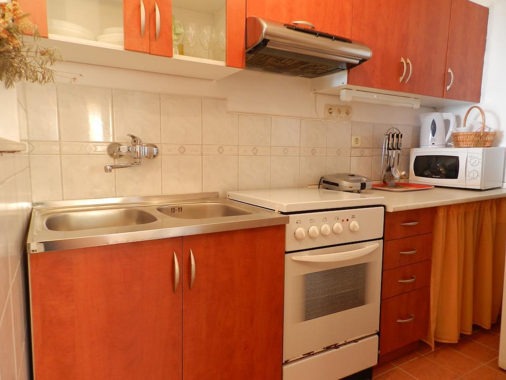 Apartment Mihalj Jadrija-Ground Floor Kamer foto